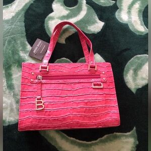 Adorable hot pink Bisou Bisou handbag